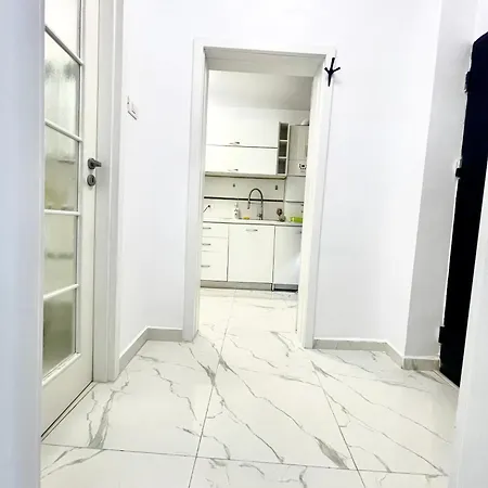 Unirii 10 * Bucharest