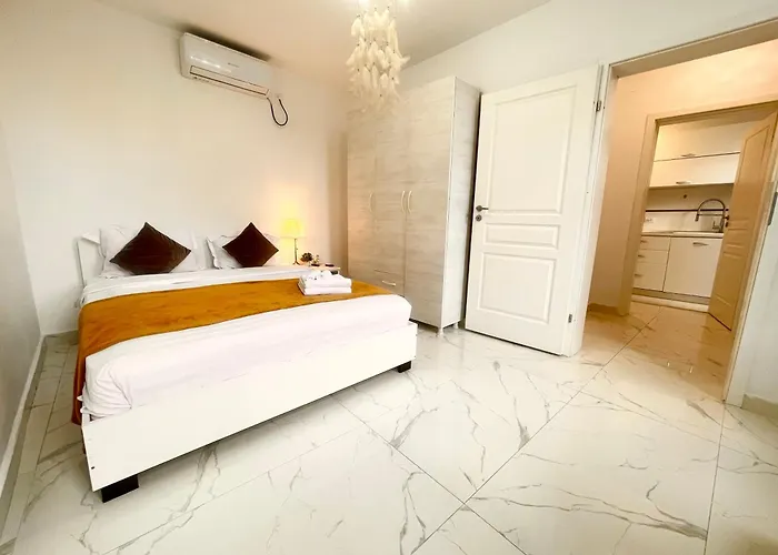 Apartment Unirii 10 *